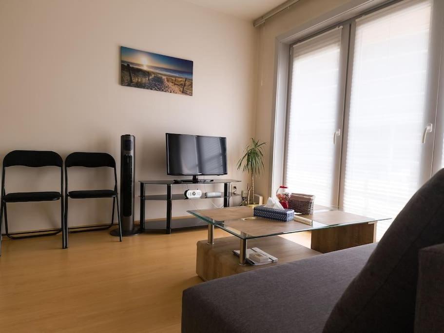 Cozy Studio With Pool Close To The Sea 오스텐드 외부 사진