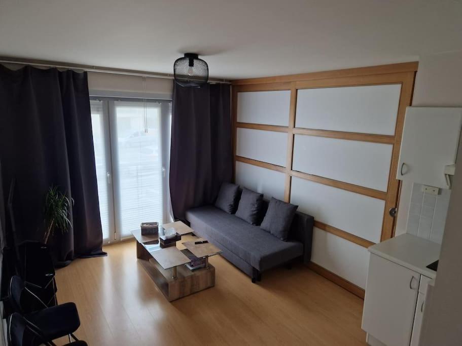 Cozy Studio With Pool Close To The Sea 오스텐드 외부 사진